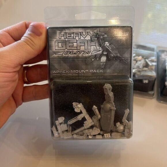 Heavy Gear Blitz unpainted metal kit lot of 4 - Picture 2 of 5